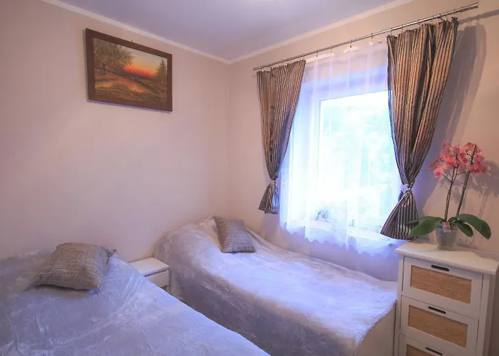 Willa Jugowice בית הארחה