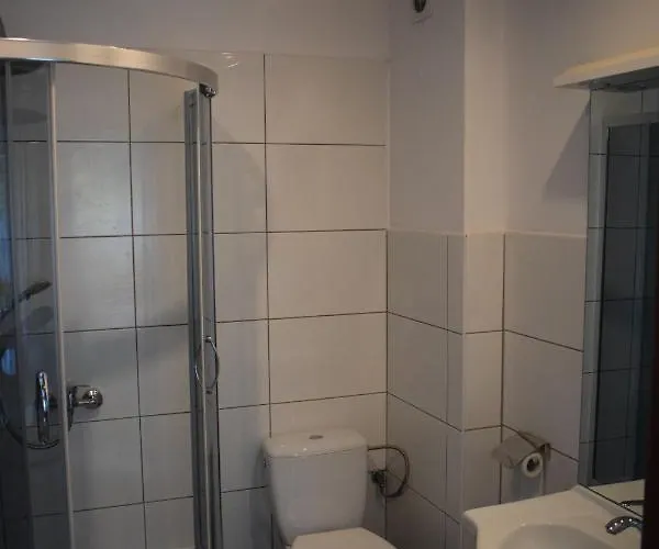 Willa Jugowice בית הארחה