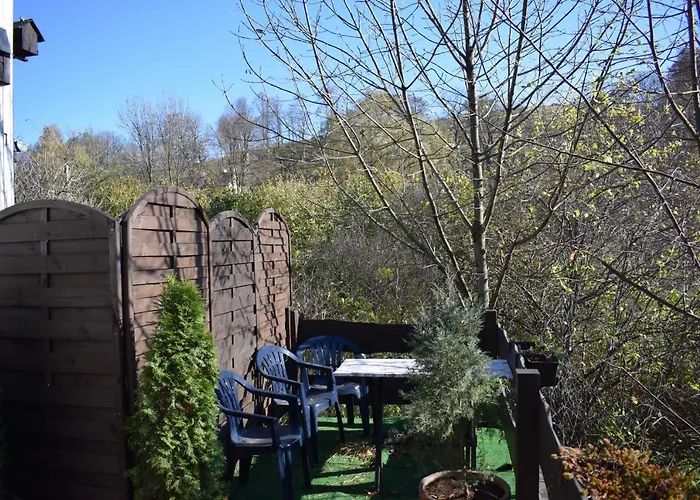 Willa Jugowice בית הארחה *