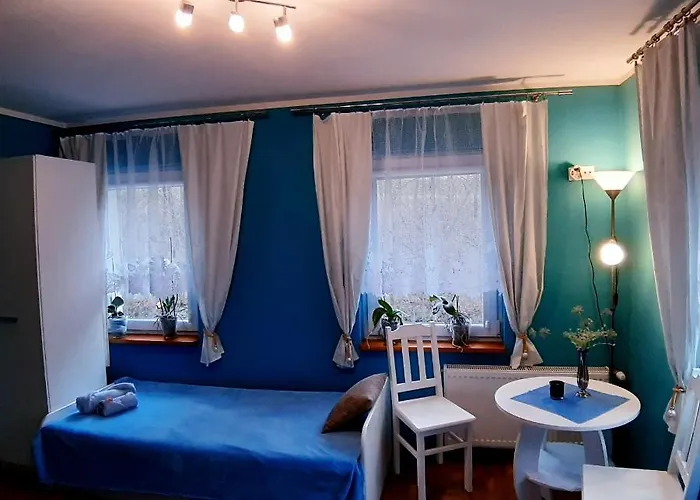 Willa Jugowice בית הארחה *